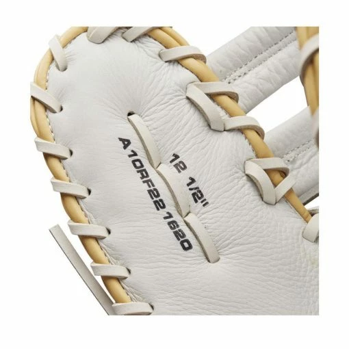 Clearance – 2022 Wilson A1000 1620 12.5″ Fastpitch Softball First Base Mitt: WTA10RF221620 - Image 5